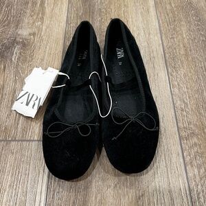 Zara - Black Ballet Flats [Girls - Size 34]